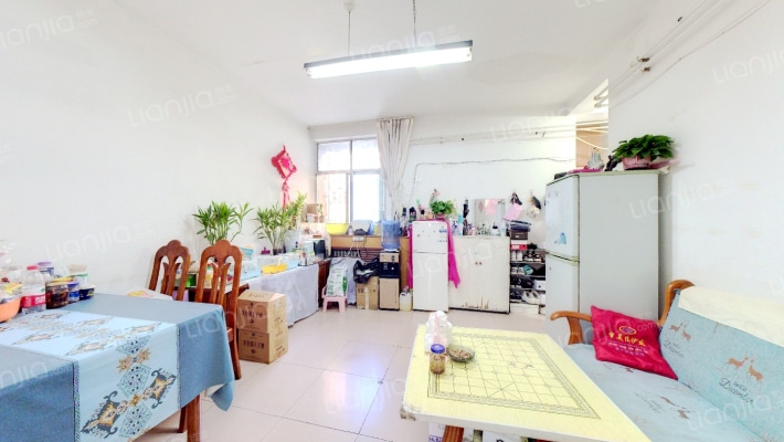 晖达优胜小区二手房实景图