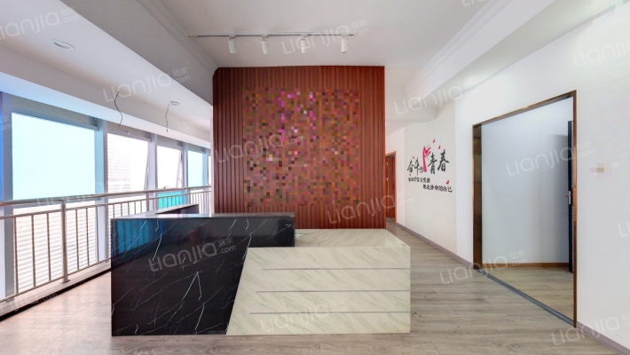 峰华28二手房实景图