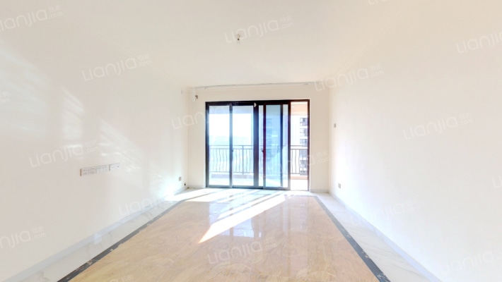 碧桂园翡翠台二手房实景图