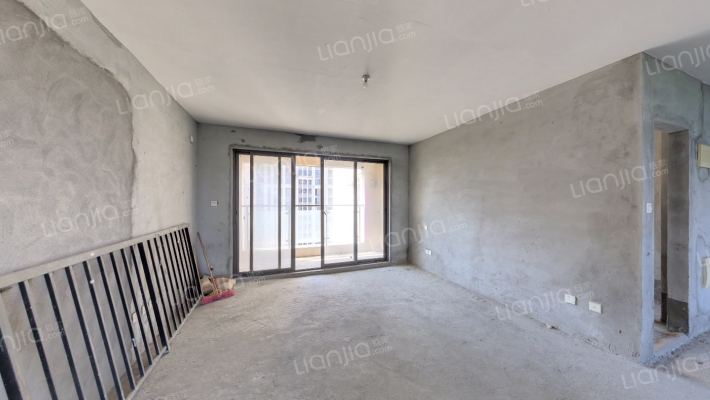 振业松湖雅苑二手房实景图