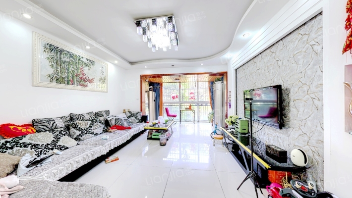 荣煜亲河名居二手房实景图