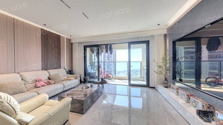 万科瑧湾府二手房实景图