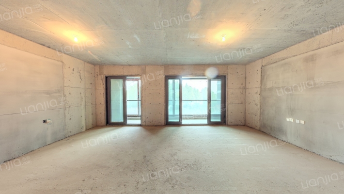 世园林曦二手房实景图