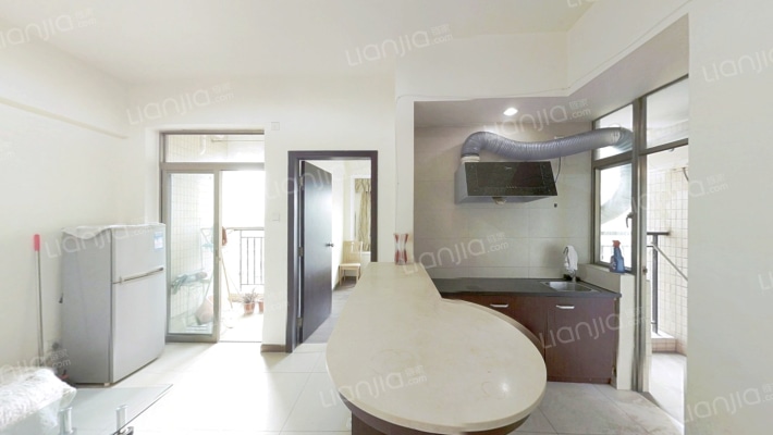 利嘉苑二手房实景图