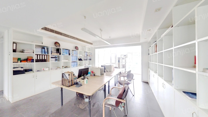 克拉美丽山庄二手房实景图