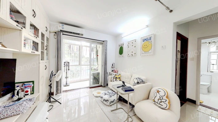 和平家园二手房实景图