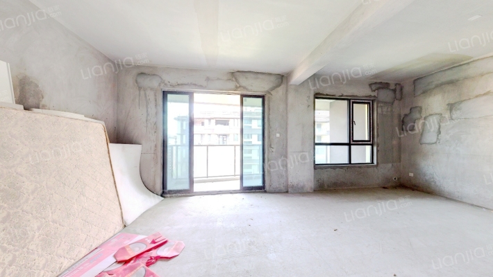 腾龙居公园华府二手房实景图