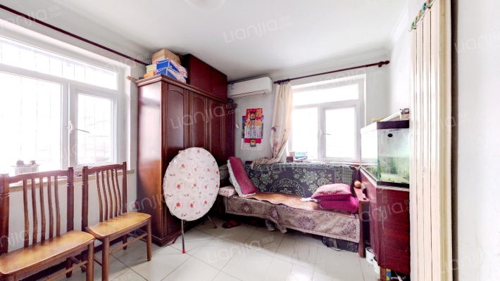 二美里二手房实景图