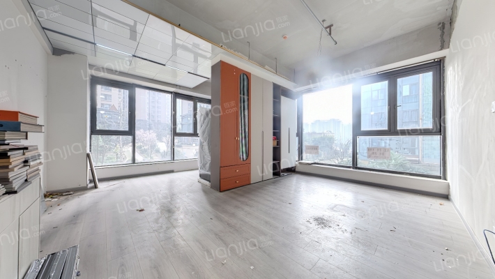 洲际华府广场二手房实景图