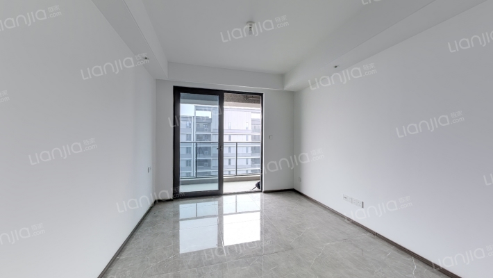 晨语汀澜里二手房实景图