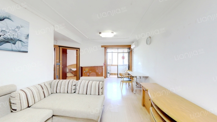 海鹏花苑二手房实景图