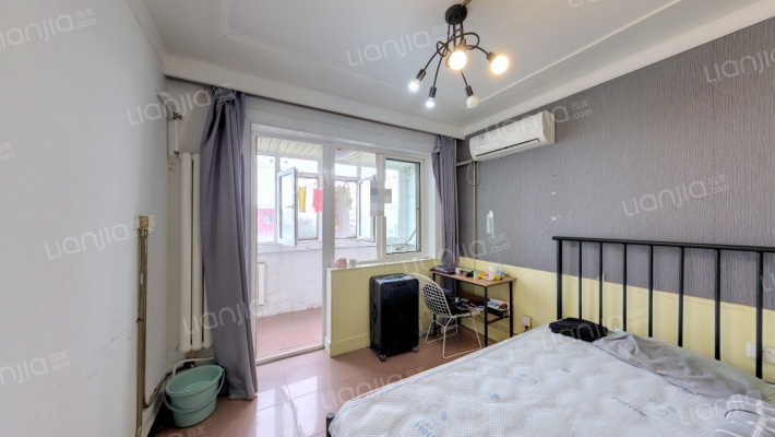 贵园北里甲区二手房实景图