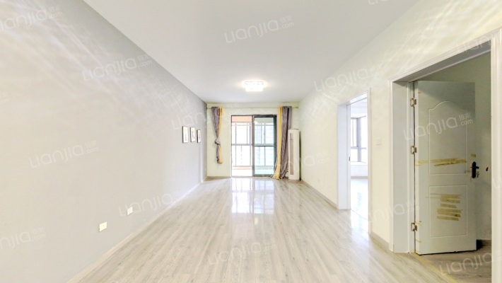 四里河畔C区二手房实景图