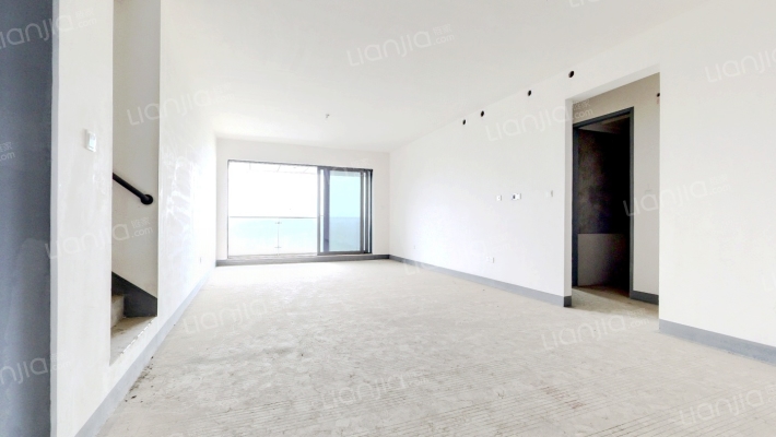 芸台漫汀二手房实景图