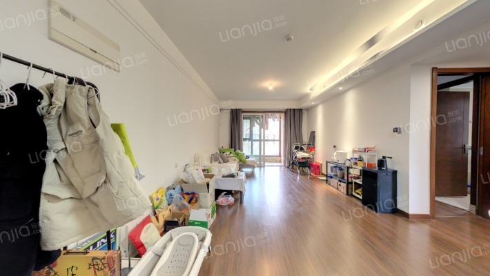 保利中央公园二手房实景图