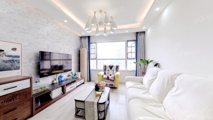 佳年华广场一期二手房实景图