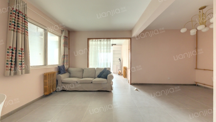 西宝花园二手房实景图