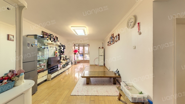 蓝天花园二手房实景图