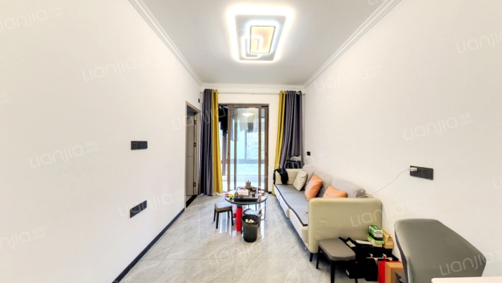 金辉珑岳花园二手房实景图