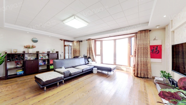 海滨假日花园小区二手房实景图