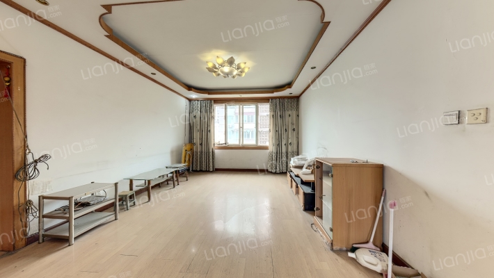 中石化西南测井队家属院二手房实景图