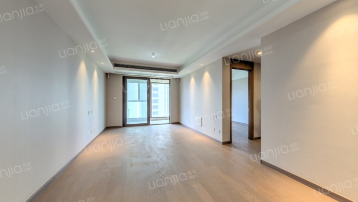 翡翠天际二手房实景图