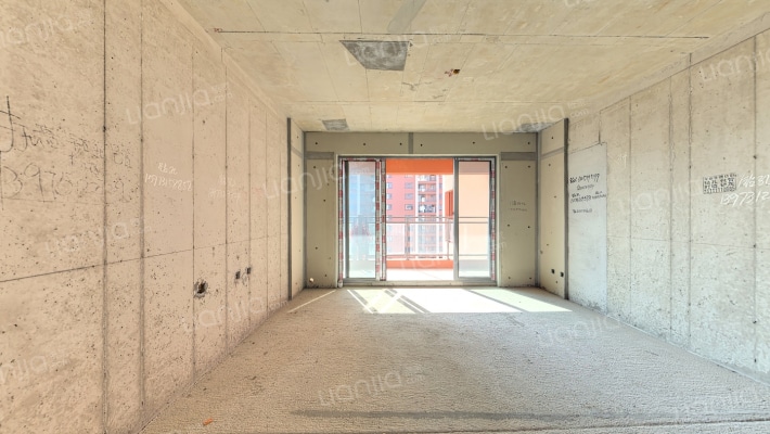 金色溪泉湾二手房实景图