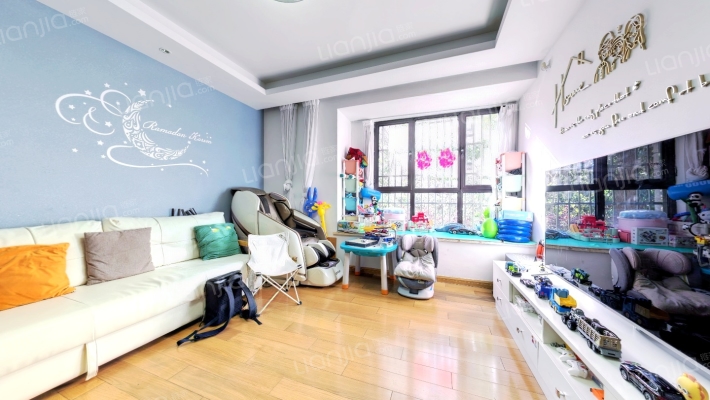 中铁逸都2期二手房实景图