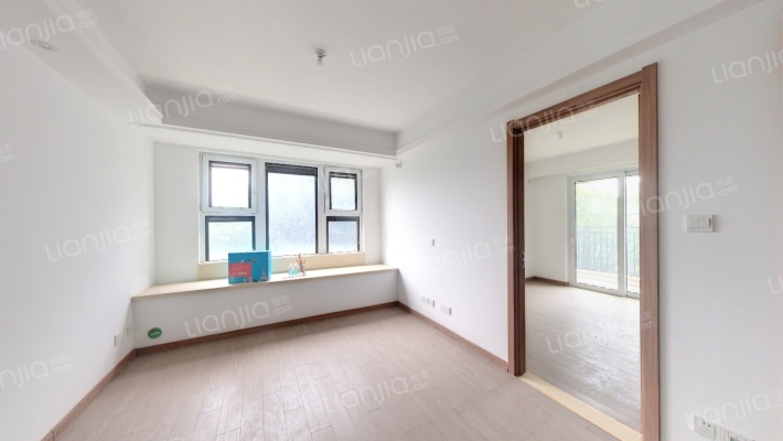 金地格林LINE二手房实景图