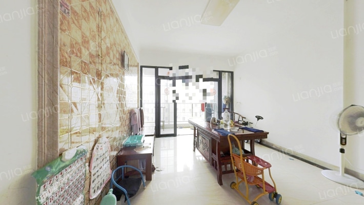 昕景华府二手房实景图