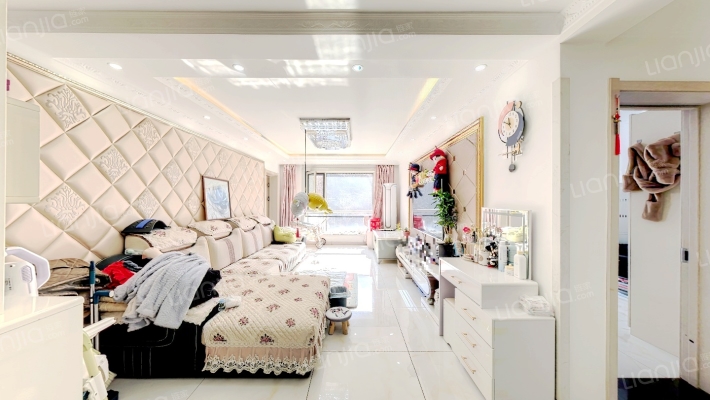 巧克力城二手房实景图