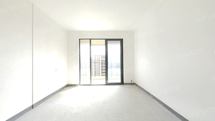 君睿名苑二手房实景图