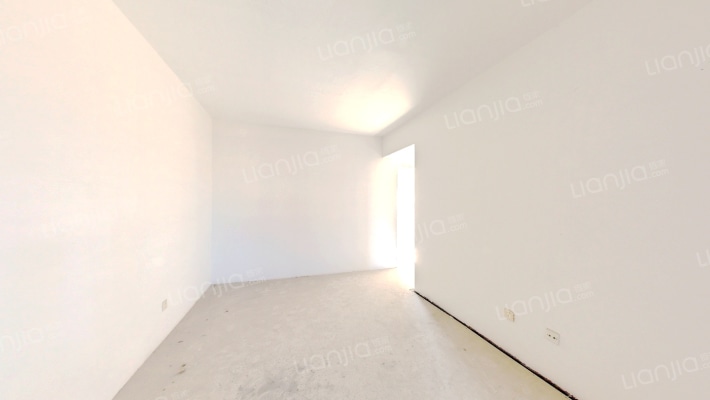 尚盈丽景东区二手房实景图