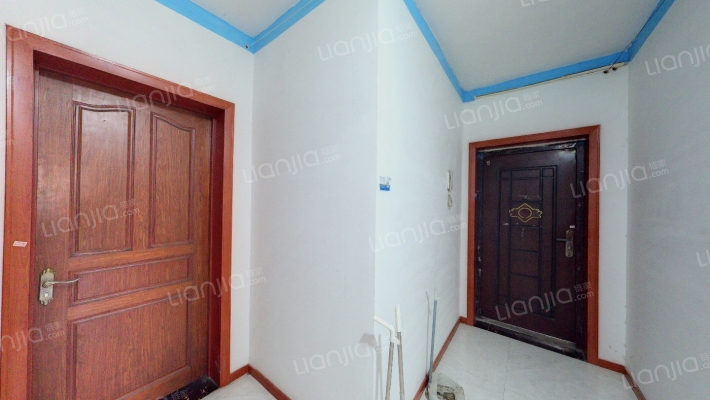 泰伯花苑三区二手房实景图