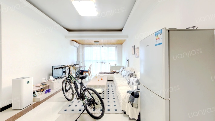 晶宝维吉尼亚二手房实景图