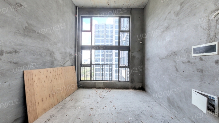 华堂城市星光二手房实景图