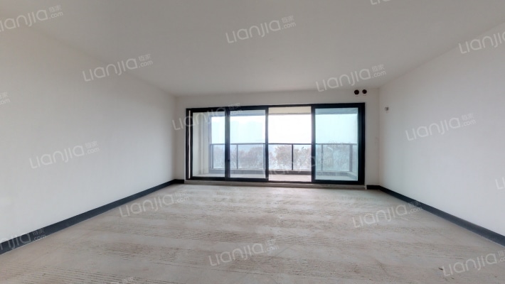 香港置地云山岳北区二手房实景图