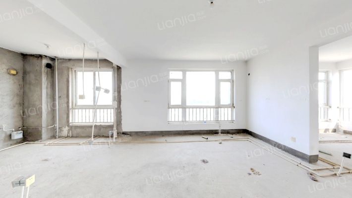 嘉日华庭二手房实景图