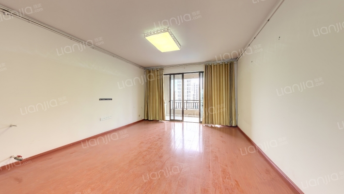 绿地悦城F区二手房实景图