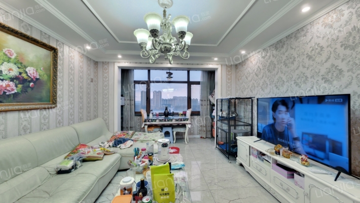 地恒托斯卡纳四期二手房实景图