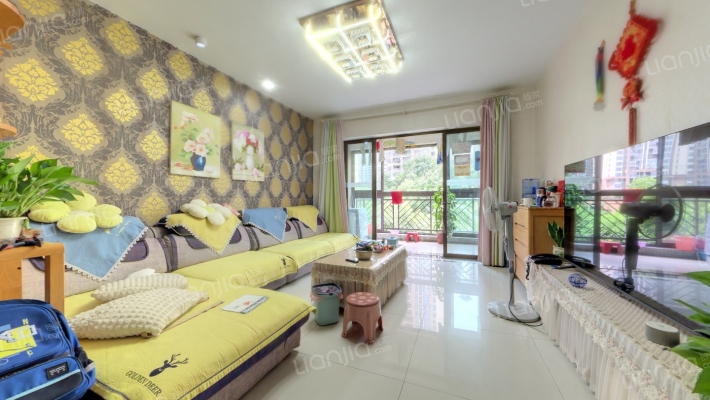 富力桃园A区二手房实景图