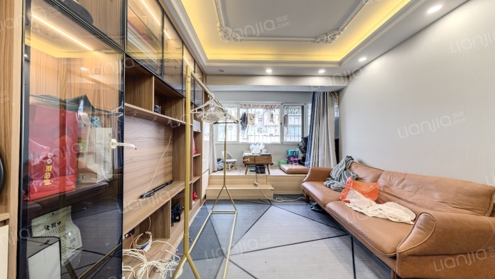 深华园南山区二手房实景图