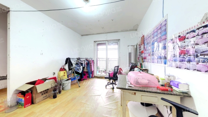 绿地逸湾二手房实景图