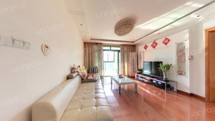 四季绿城北区二手房实景图