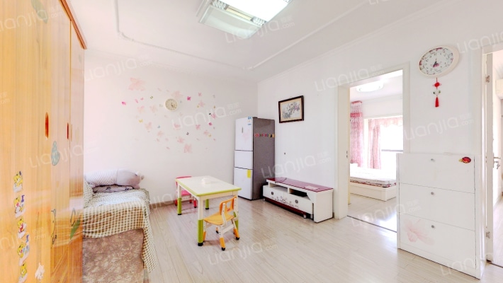 爱涛艺郡临枫二手房实景图