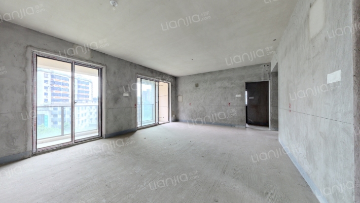 中梁和苑二手房实景图