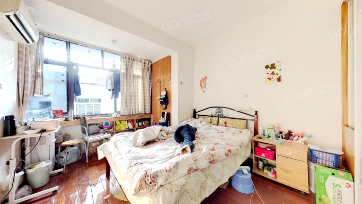 新鸿社区107号大院二手房实景图