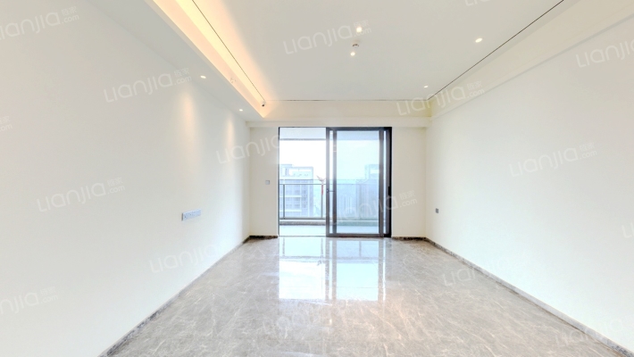 保利天际二手房实景图