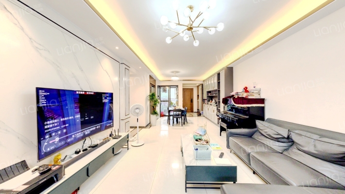 保利领秀山二手房实景图