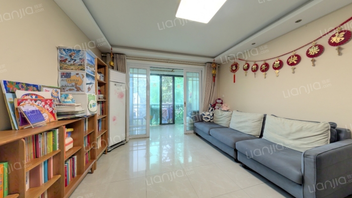 尊园二手房实景图